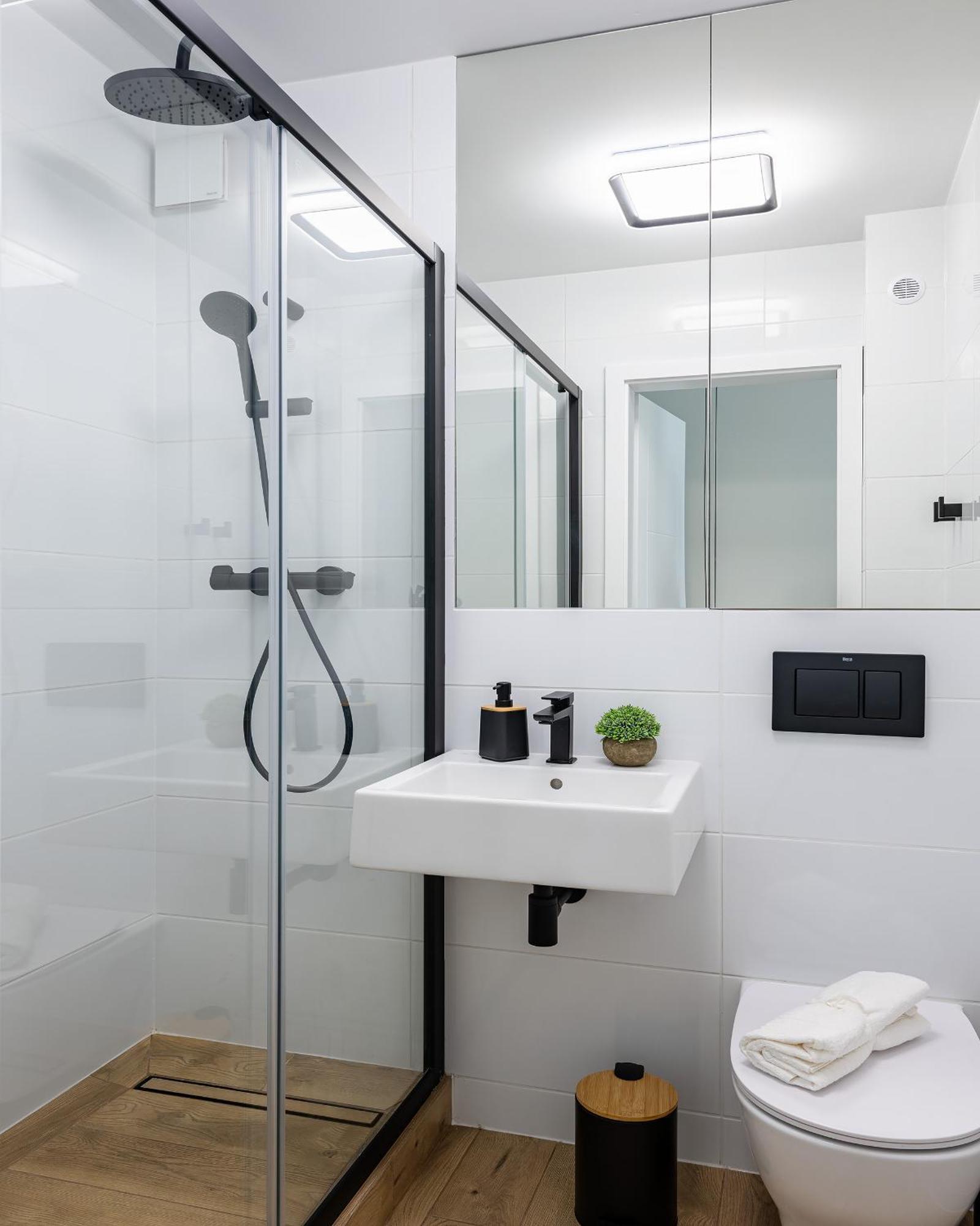 Wrzeciono 12 - Piekny Apartament Obok Szpitala Bielanskiego Oraz Awf, Bezplatna Strefa Parkowania - 400M Do Stacji Metra - Good Apartments 바르샤바 외부 사진
